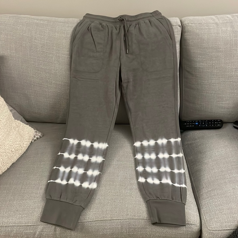 Splendid joggers. New with tags. Never worn.